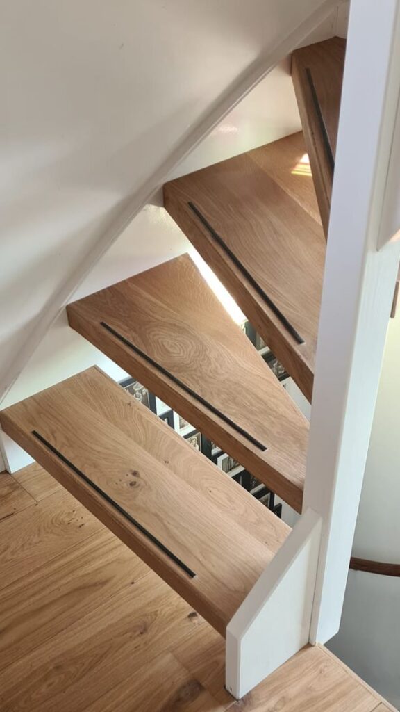 oak open staircase with milled anti-slip profile