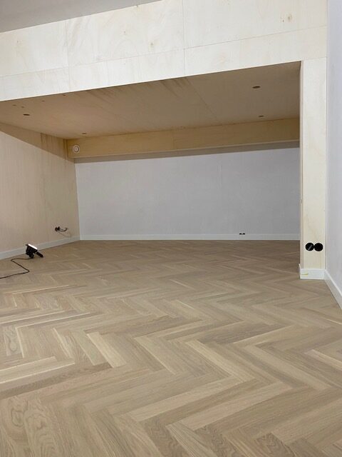 this bauwerk parquet floor in the basement is ready for use
