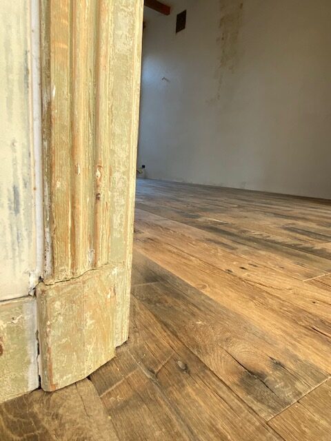 we have laid the oak plank floorboards tightly under the architraves